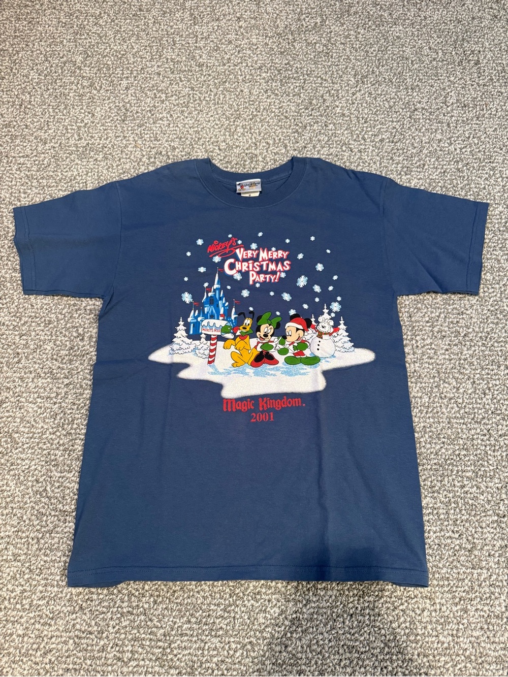 Vintage 2001 Walt Disney World Mickey’s Very Merry Christmas Party Shirt